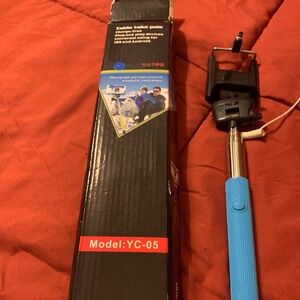 Cable Take Photo Pole - Charge - Free - Plug and play devices